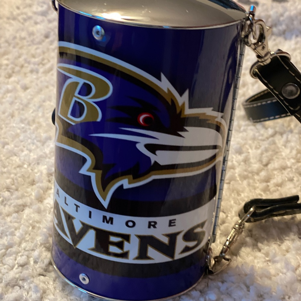 Baltimore Raven women’s metal barrel purse